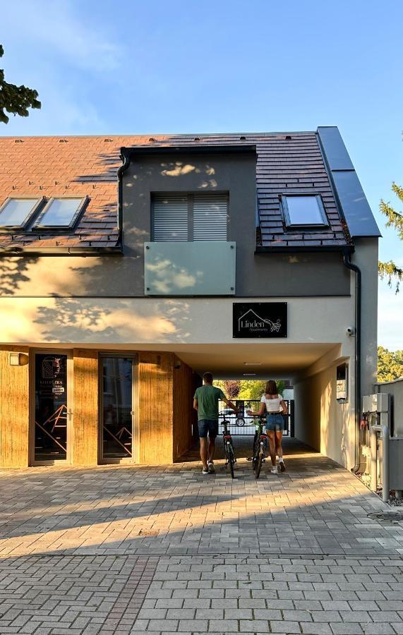 Linden Apartman 002 - Adults Only Mosonmagyaróvár 外观 照片